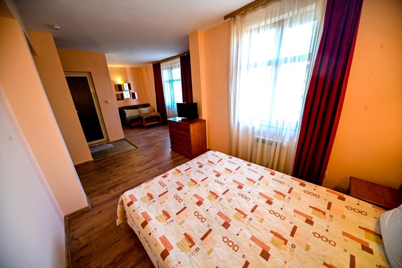 Family Hotel Bansko 索菲亞 外观 照片